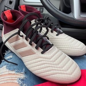 Nike Predator 18.3 FG Soccer Cleats - Size 7